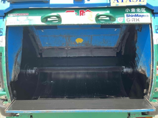 MITSUBISHI CANTER 2018 Image 31