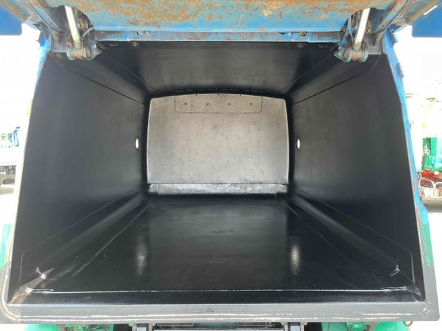 MITSUBISHI CANTER 2018 Image 31