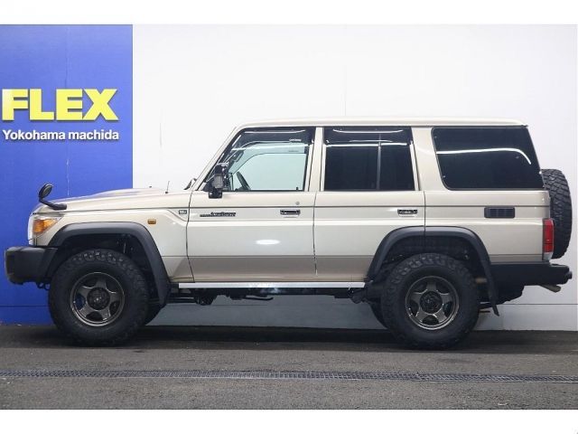 TOYOTA LANDCRUISER VAN 2015 Image 31