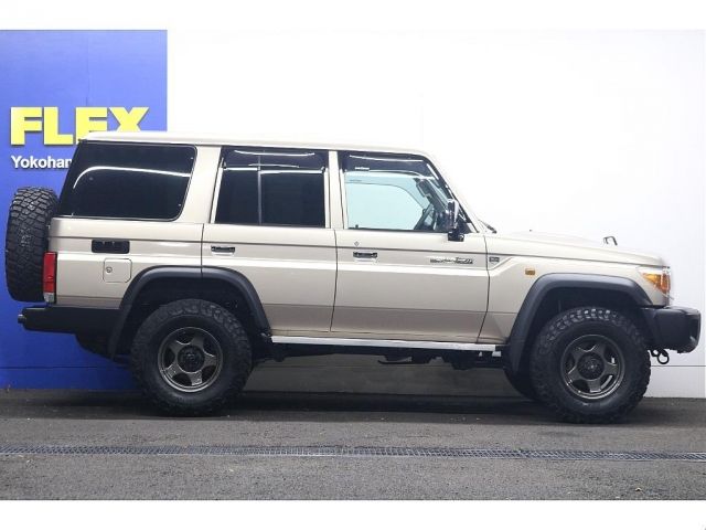 TOYOTA LANDCRUISER VAN 2015 Image 31