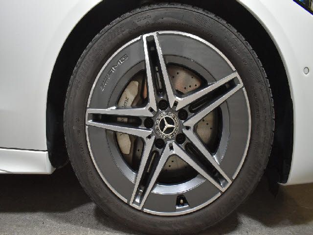 MERCEDES BENZ C CLAS 2022 Image 31