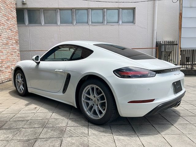 PORSCHE 718CAYMAN 2017 Image 31