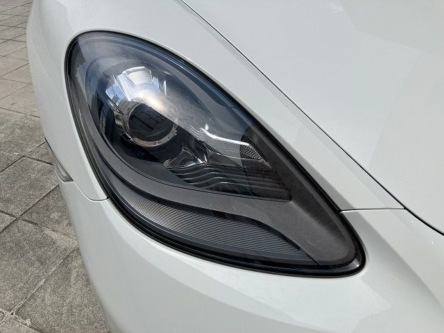 PORSCHE 718CAYMAN 2017 Image 31