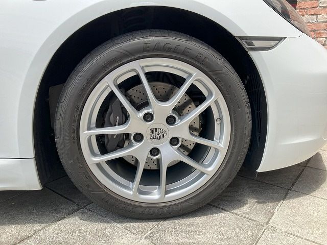 PORSCHE 718CAYMAN 2017 Image 31