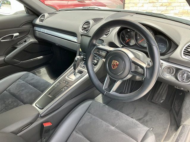 PORSCHE 718CAYMAN 2017 Image 31