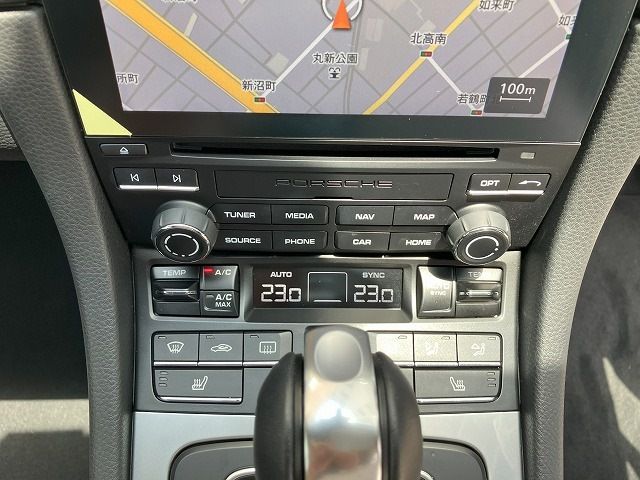 PORSCHE 718CAYMAN 2017 Image 31