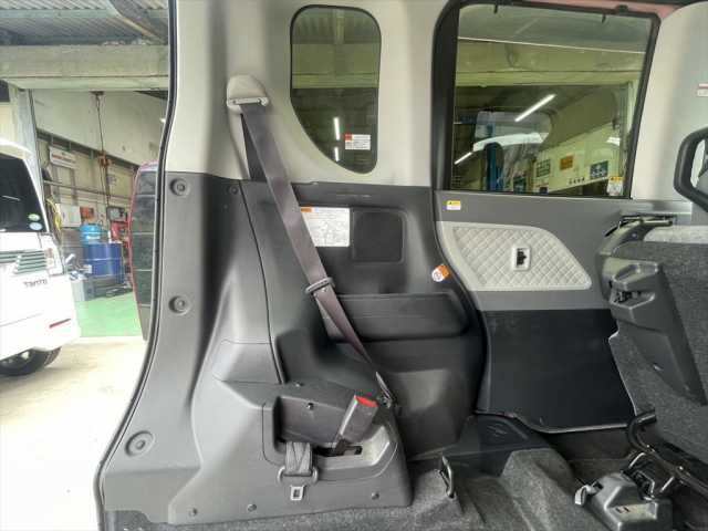 DAIHATSU TANTO 2020 Image 31