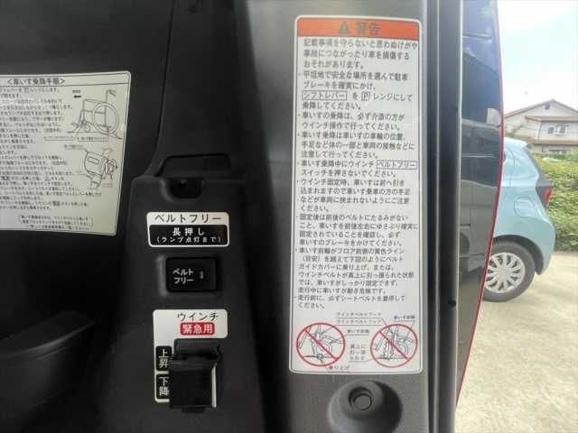 DAIHATSU TANTO 2020 Image 31