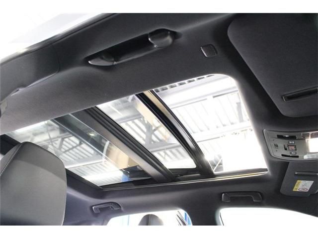 TOYOTA LEXUS RX450H AWD 2020 Image 31