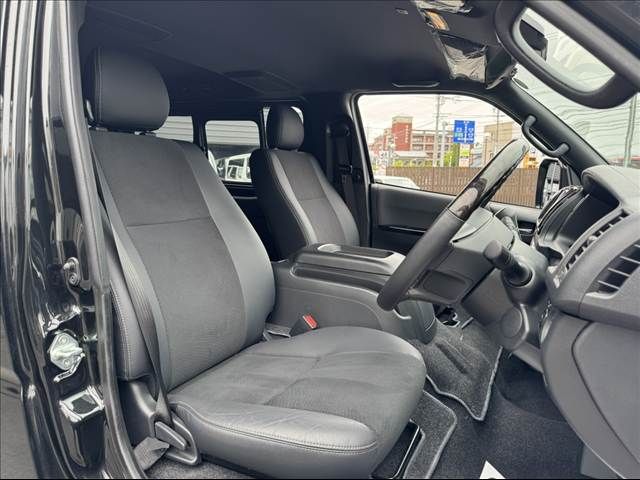 TOYOTA HIACE VAN 2WD 2024 Image 31