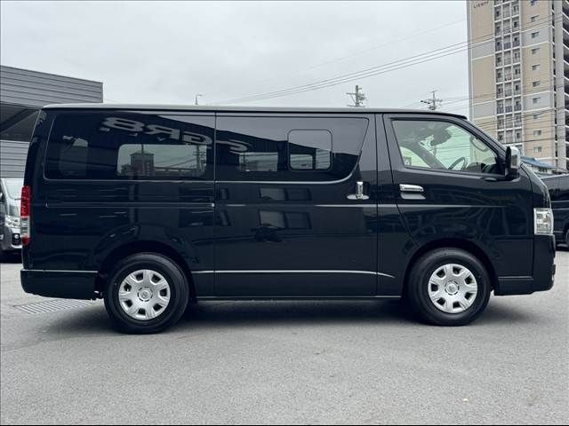 TOYOTA HIACE VAN 2WD 2024 Image 31