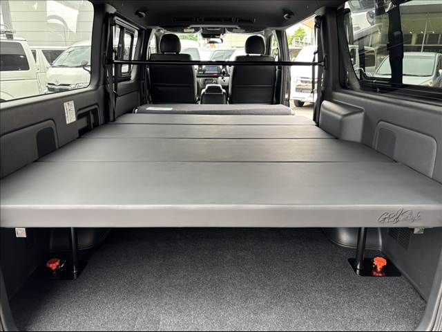 TOYOTA HIACE VAN 2WD 2024 Image 31