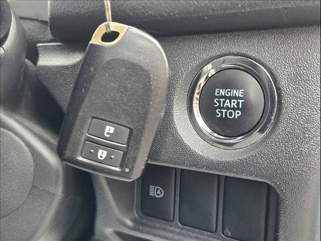 TOYOTA HIACE VAN 2WD 2024 Image 31