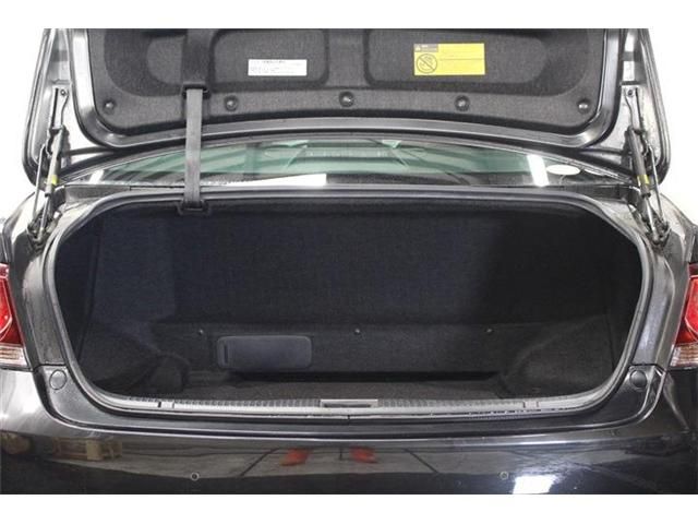 TOYOTA CROWN SEDAN HYBRID 4 2017 Image 31