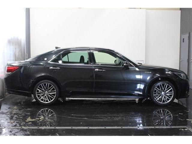 TOYOTA CROWN SEDAN HYBRID 4 2017 Image 31