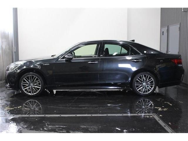 TOYOTA CROWN SEDAN HYBRID 4 2017 Image 31