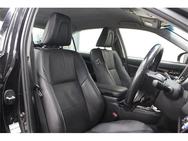 TOYOTA CROWN SEDAN HYBRID 4 2017 Image 31