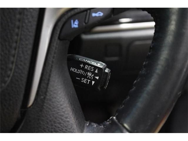 TOYOTA CROWN SEDAN HYBRID 4 2017 Image 31