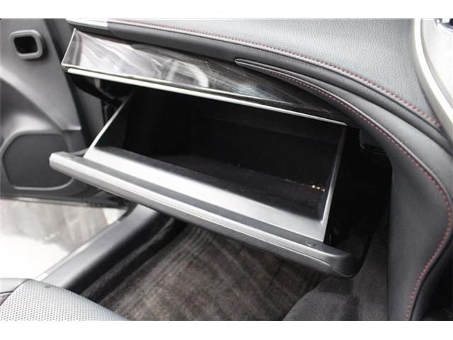 TOYOTA CROWN SEDAN HYBRID 4 2017 Image 31