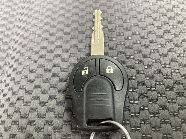 NISSAN NV350 CARAVAN WAGON 2017 Image 31