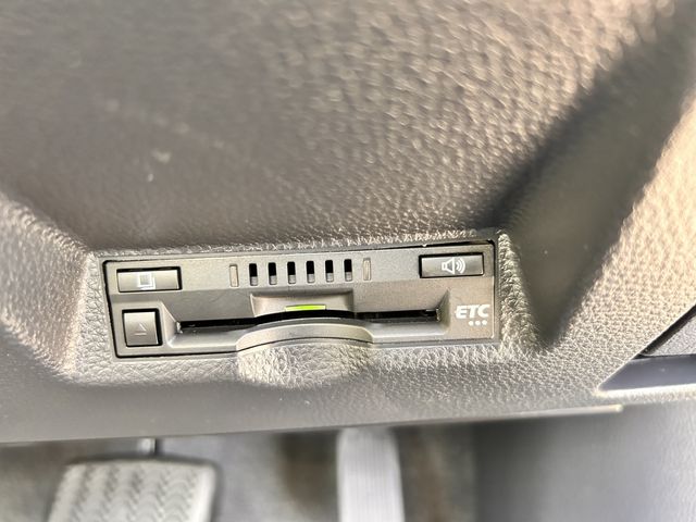 TOYOTA YARIS HYBRID 2022 Image 31