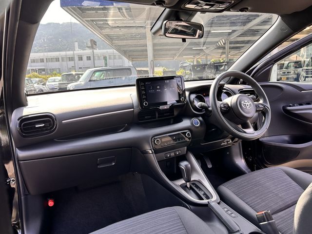 TOYOTA YARIS HYBRID 2022 Image 31