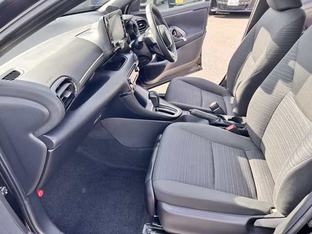 TOYOTA YARIS HYBRID 2022 Image 31