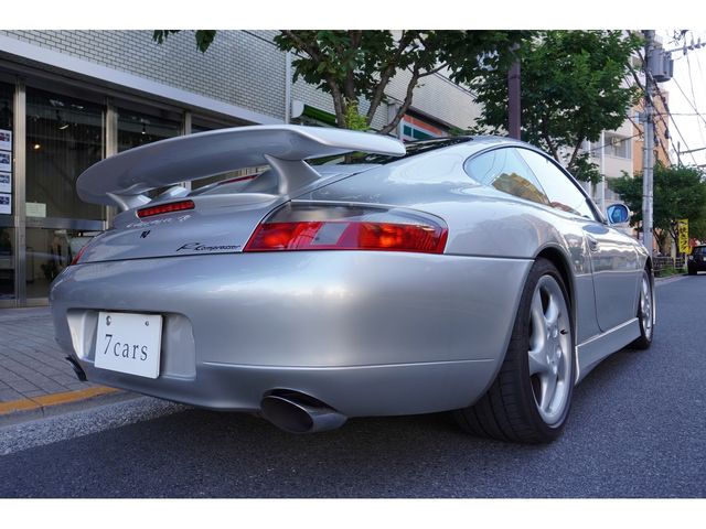 PORSCHE 911 2001 Image 31