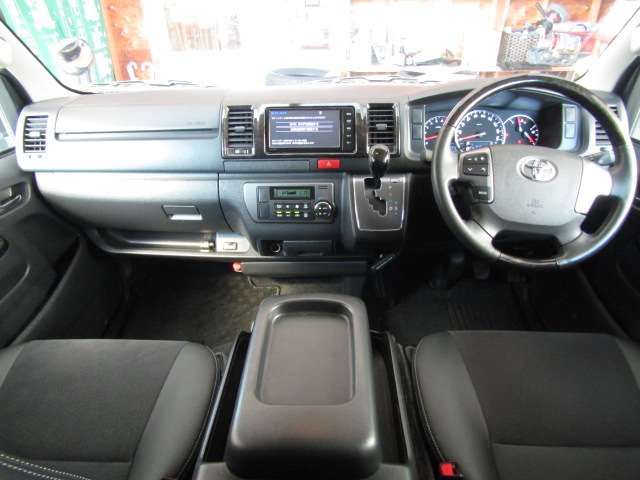 TOYOTA REGIUSACE VAN 2WD 2015 Image 31