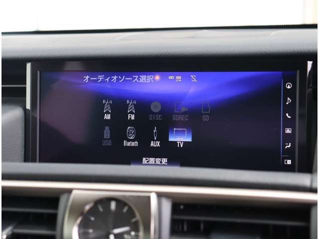 TOYOTA LEXUS IS300H 2018 Image 31