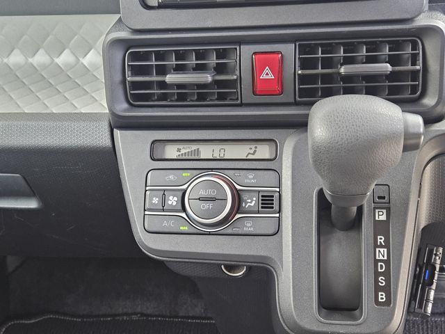 DAIHATSU TANTO 2022 Image 31