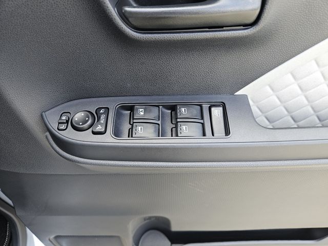 DAIHATSU TANTO 2022 Image 31