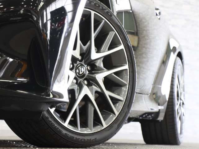 TOYOTA LEXUS RC300H 2015 Image 31