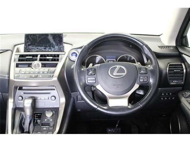 TOYOTA LEXUS NX300H AWD 2015 Image 31