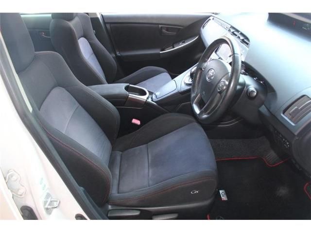 TOYOTA PRIUS 2012 Image 31