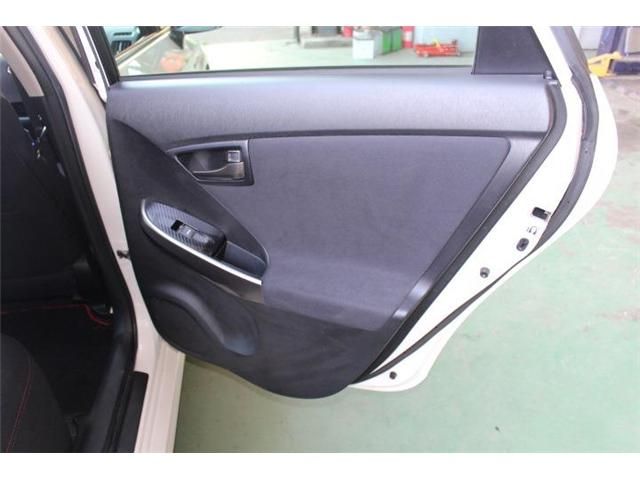 TOYOTA PRIUS 2012 Image 31