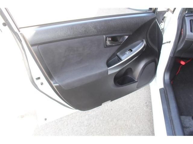 TOYOTA PRIUS 2012 Image 31