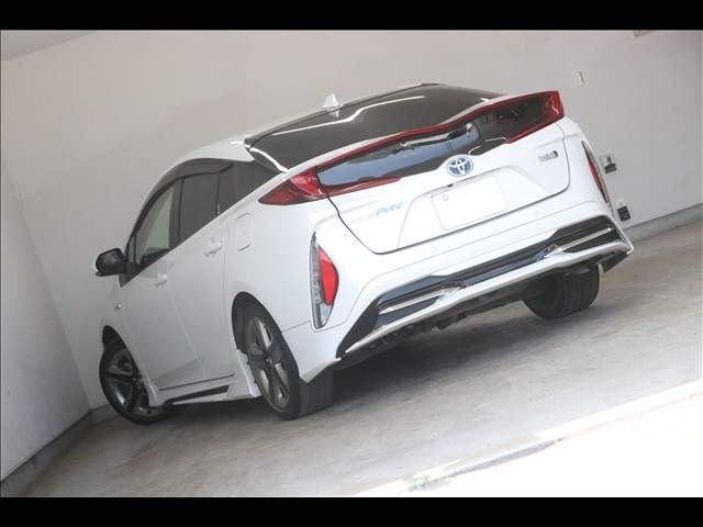 TOYOTA PRIUS PHV 2020 Image 31