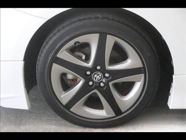 TOYOTA PRIUS PHV 2020 Image 31