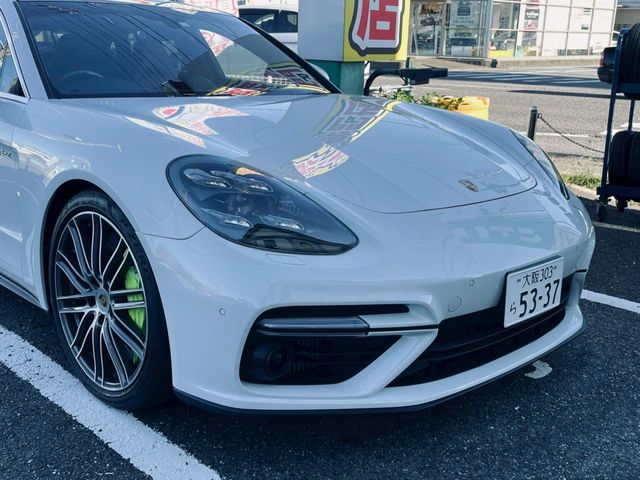 PORSCHE PANAMERA 2018 Image 31
