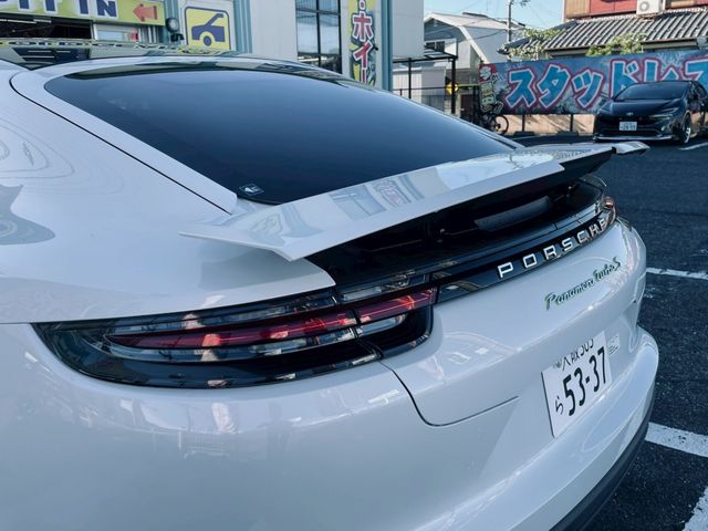 PORSCHE PANAMERA 2018 Image 31