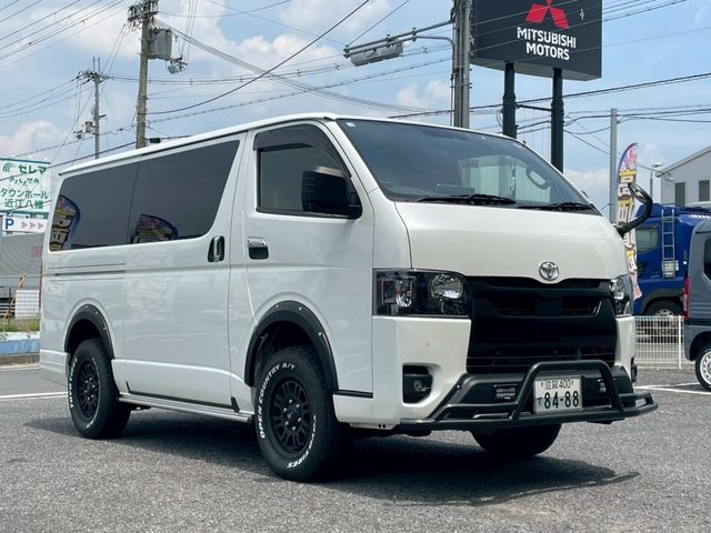 TOYOTA HIACE VAN 4WD 2023 Image 31