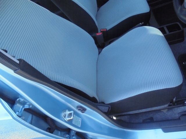 MAZDA CAROL  4WD 2015 Image 31