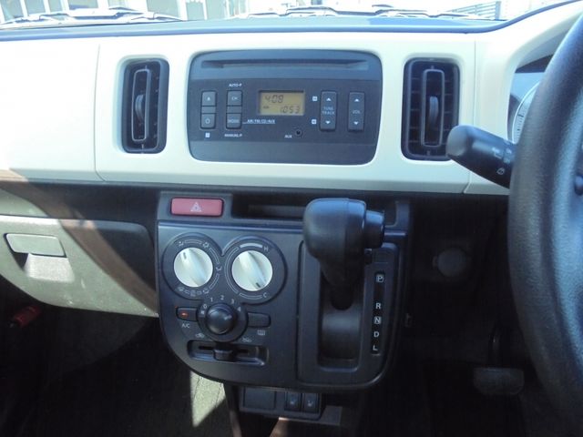 MAZDA CAROL  4WD 2015 Image 31