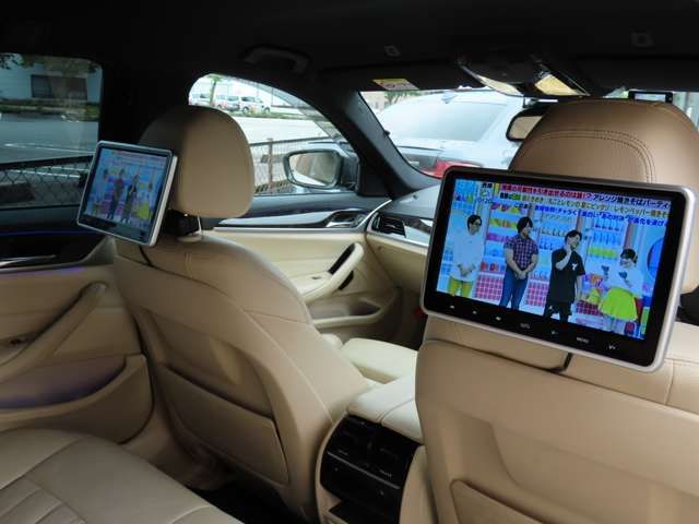 BMW 5SERIES TOURING 2017 Image 31