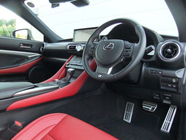 TOYOTA LEXUS RC350 2023 Image 31