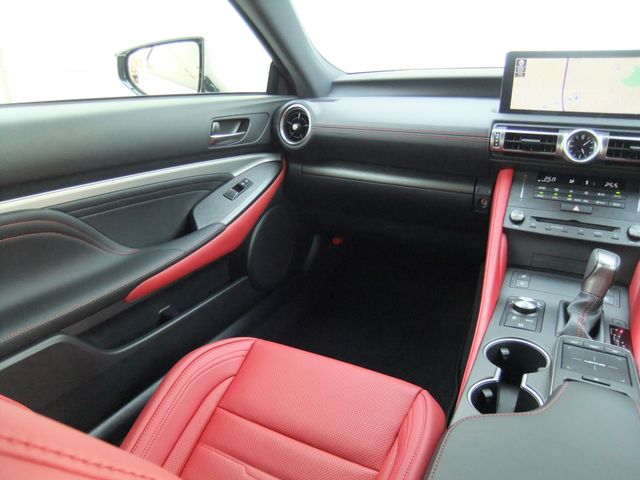 TOYOTA LEXUS RC350 2023 Image 31