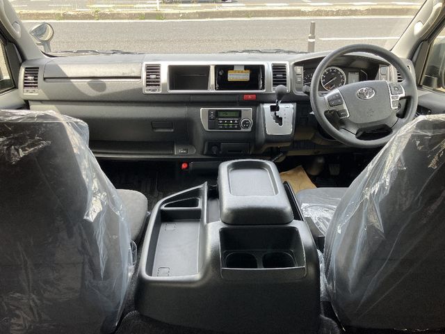 TOYOTA HIACE WAGON 4WD 2025 Image 31