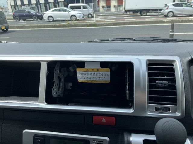 TOYOTA HIACE WAGON 4WD 2025 Image 31