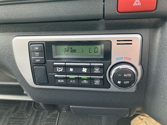 TOYOTA HIACE WAGON 4WD 2025 Image 31